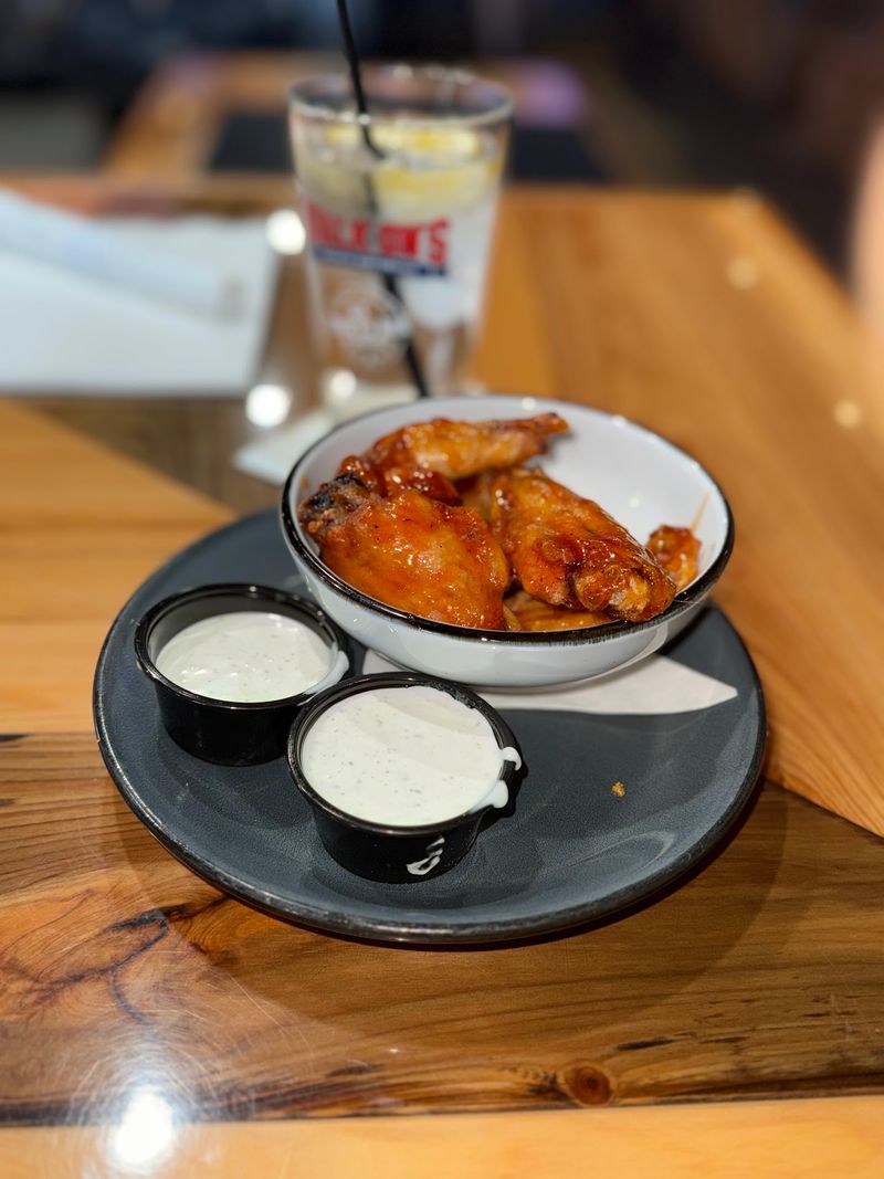 The Wings That Started the Chatter The Wings That Started the Chatter