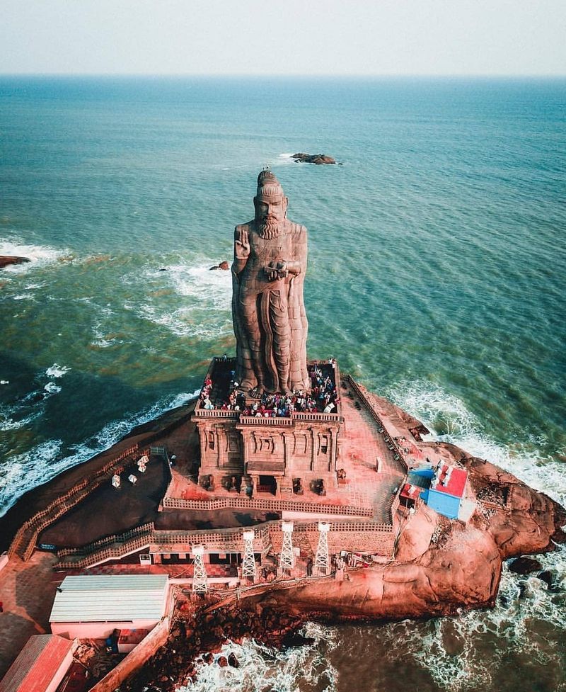 Thiruvalluvar Statue, Tamil Nadu