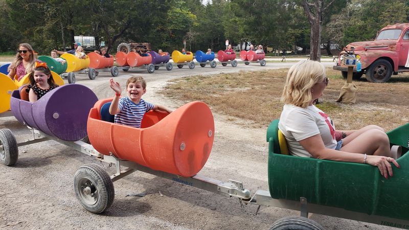 Tractor Rides and Wagon Trails Tractor Rides and Wagon Trails