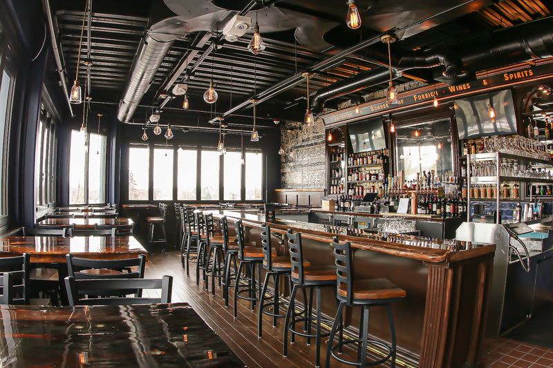 Two Dining Levels, Two Completely Different Moods Two Dining Levels, Two Completely Different Moods