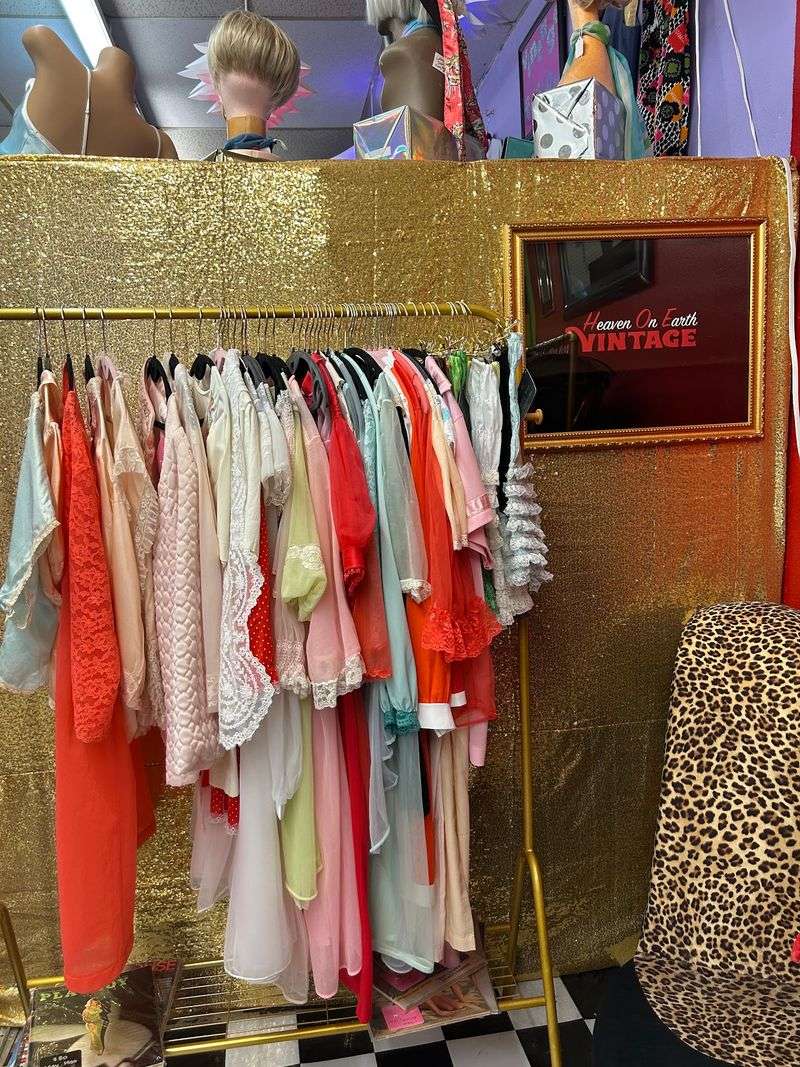 Vintage Clothing Selection That Actually Delivers