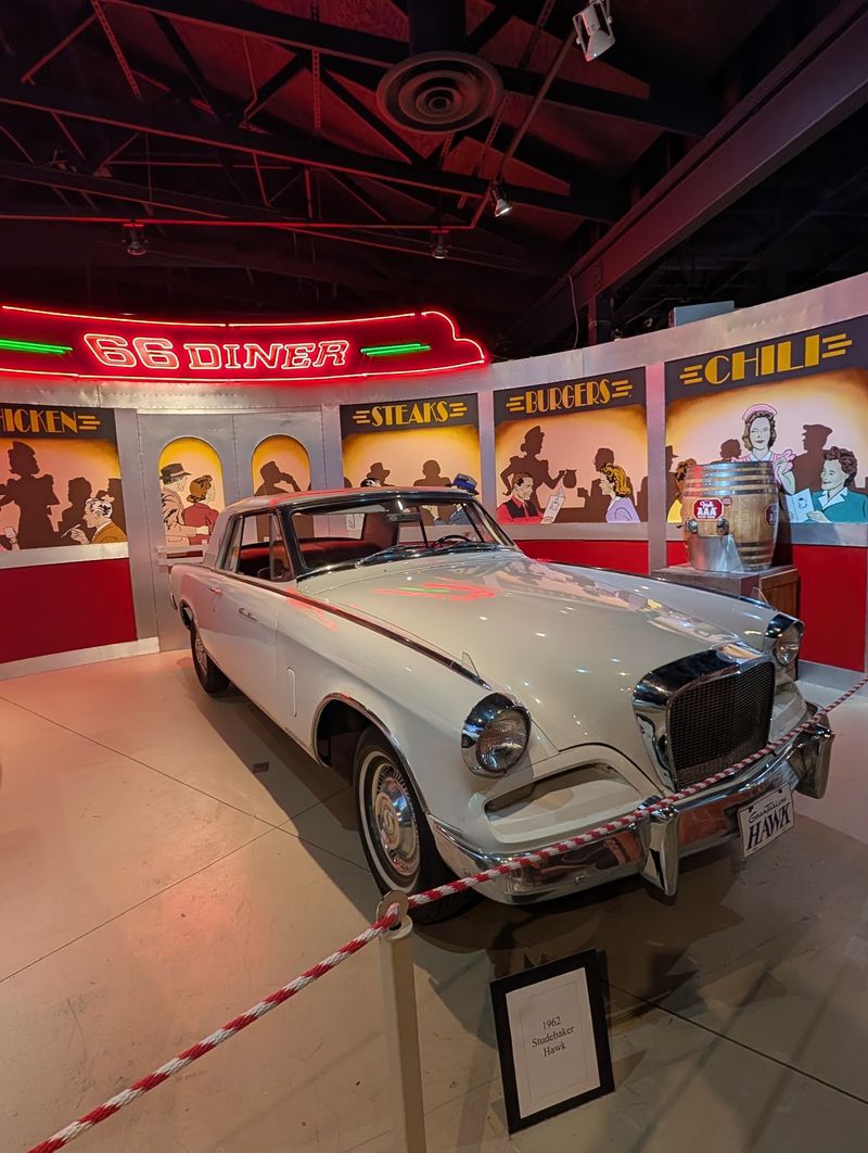 Vintage Vehicles, Neon-Era Signs and Memorabilia Vintage Vehicles, Neon-Era Signs and Memorabilia