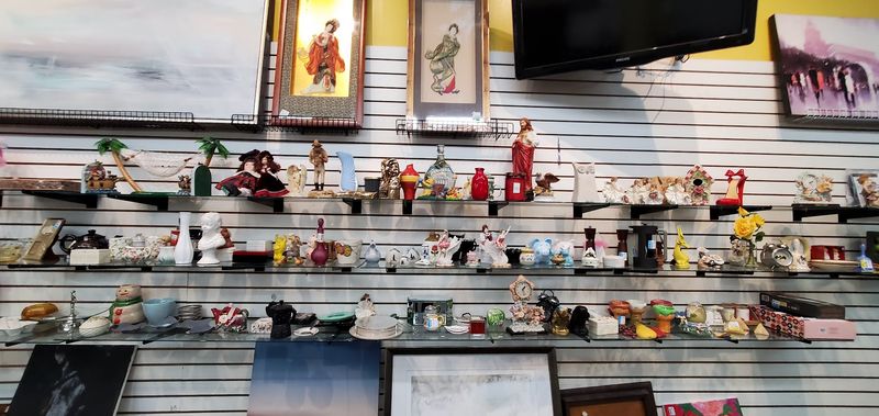 Vintage and Antique Finds Worth the Hunt Vintage and Antique Finds Worth the Hunt