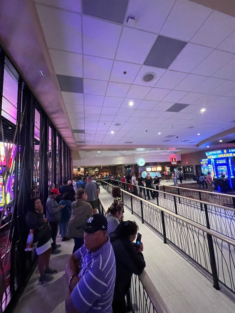 Wait Times, Prices, and the Club Card Catch Wait Times, Prices, and the Club Card Catch