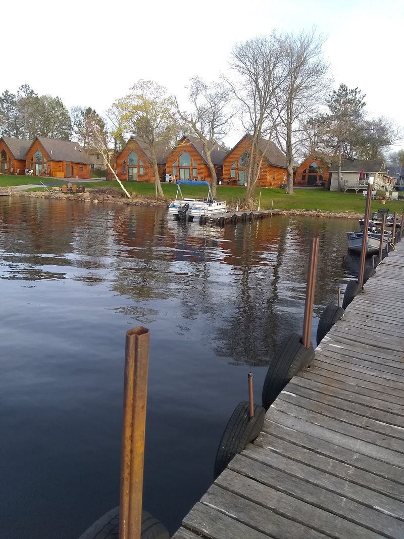 Walleye Fishing Capital of the Midwest Walleye Fishing Capital of the Midwest
