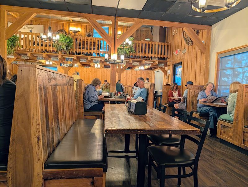 Warm Service and a Cozy Welcome