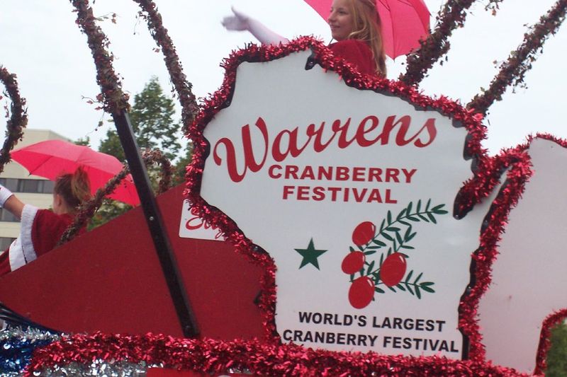 Warrens, Wisconsin: Warrens Cranberry Festival Warrens, Wisconsin: Warrens Cranberry Festival