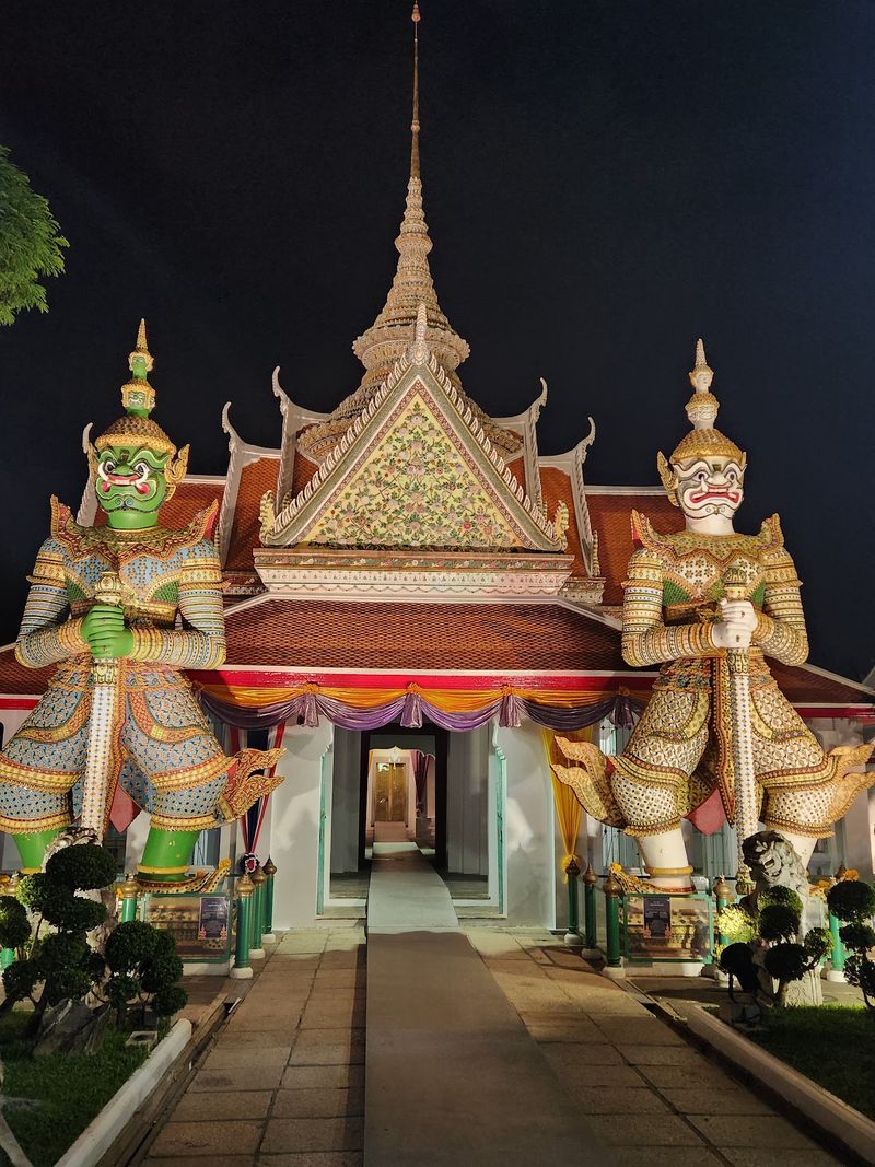 Wat Arun, Bangkok, Thailand