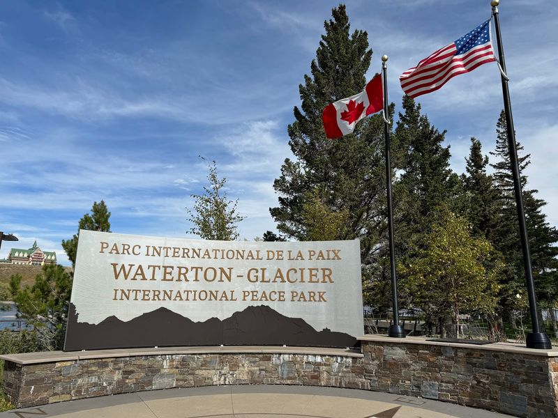 Waterton-Glacier International Peace Park, Alberta Waterton-Glacier International Peace Park, Alberta