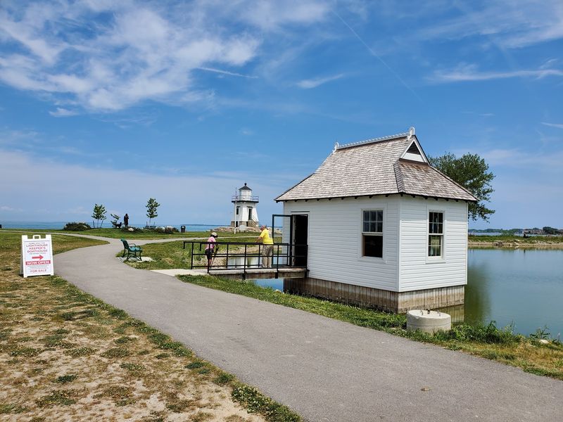 Waterworks Park and the Beach That Surrounds It Waterworks Park and the Beach That Surrounds It