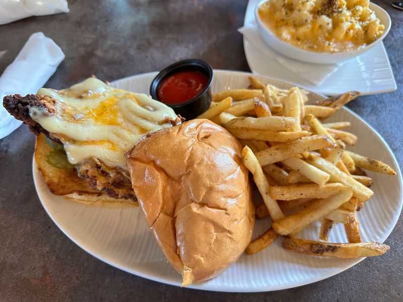 Weekly Specials That Give Regulars a Reason to Return Weekly Specials That Give Regulars a Reason to Return