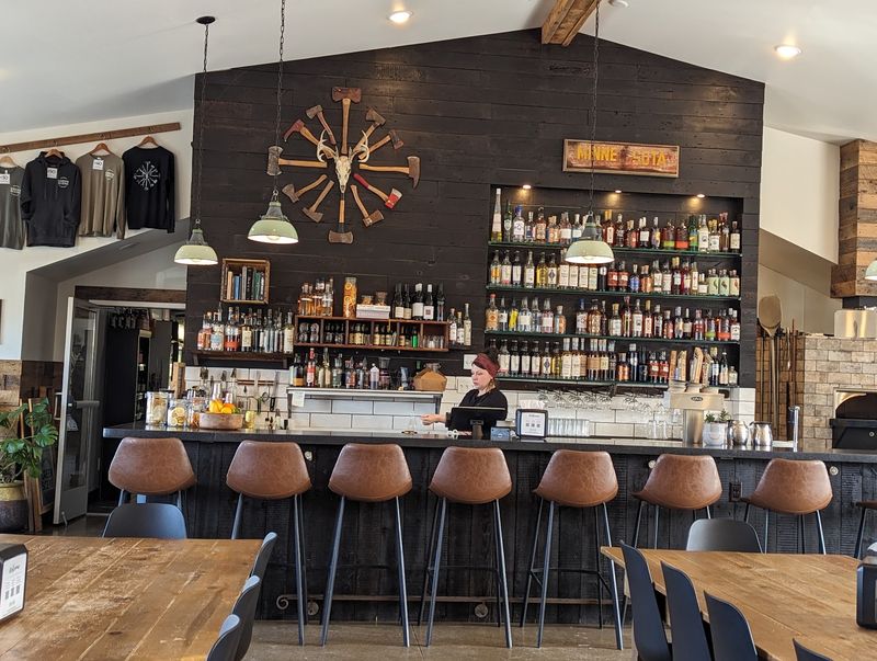 What Green Scene Market, Eatery and Cocktail Bar Actually Is