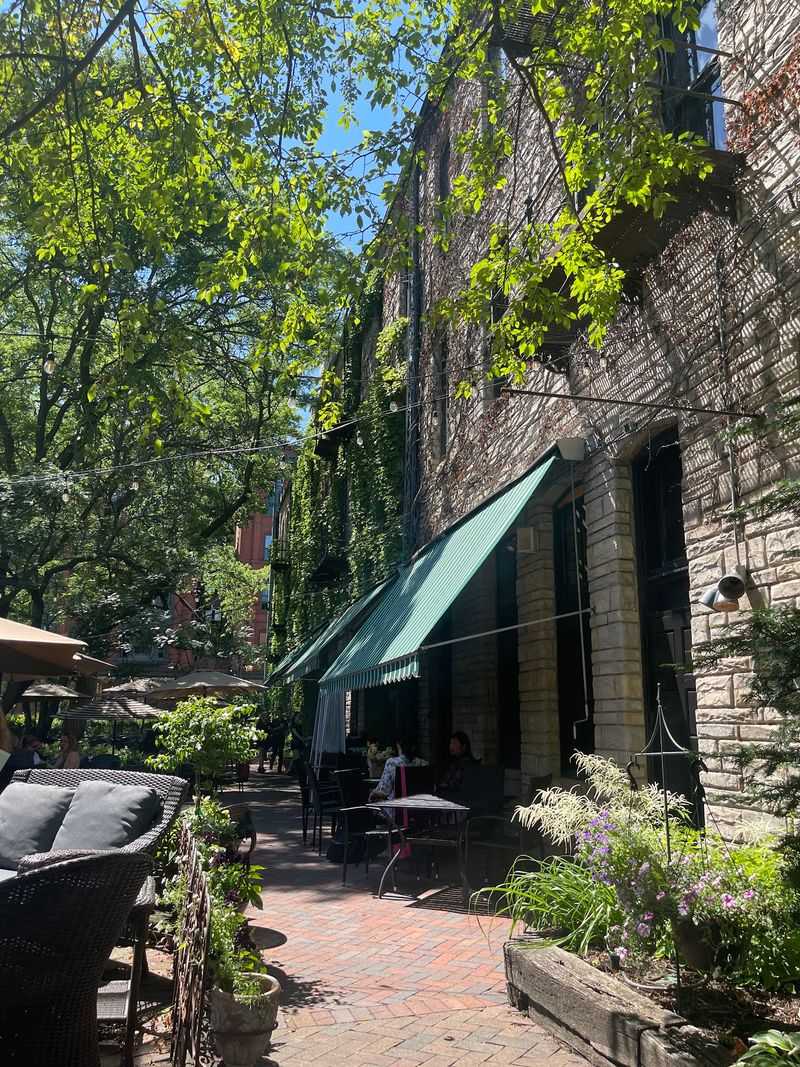 What Sets This Restaurant Apart From Others in St. Paul What Sets This Restaurant Apart From Others in St. Paul