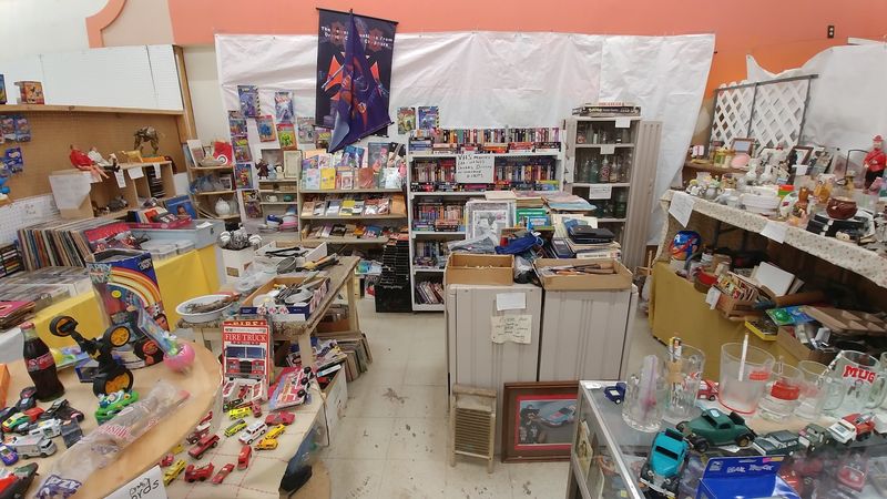 Where Rinky Dink Flea Market Lives Where Rinky Dink Flea Market Lives