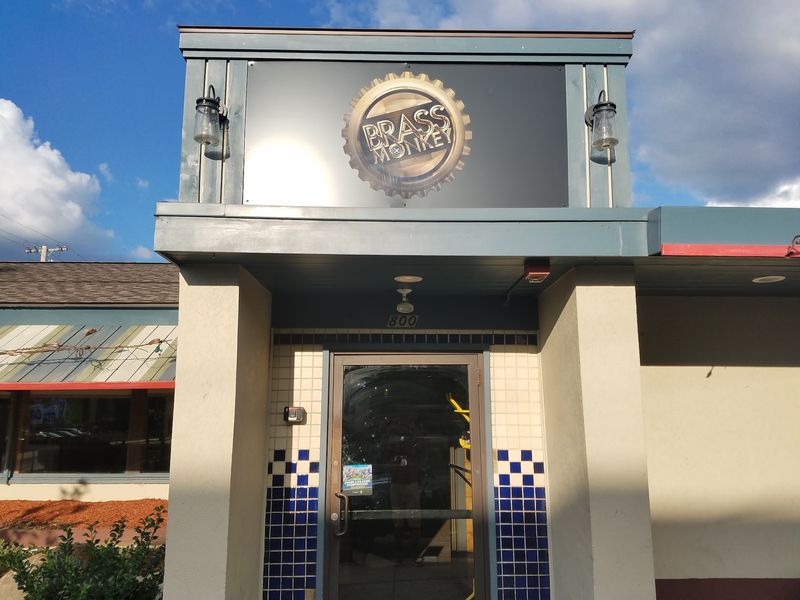 Where This Waterfront Pub Calls Home Where This Waterfront Pub Calls Home