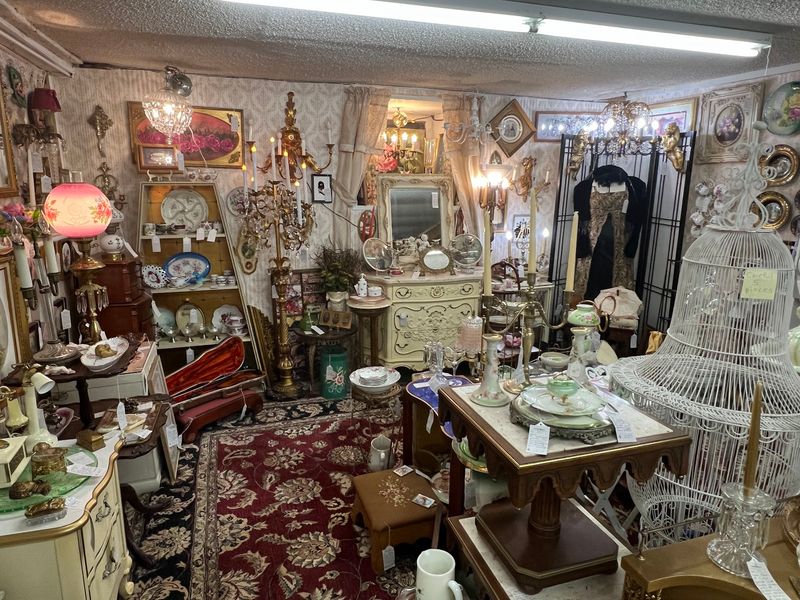 Where Volo Antique Malls Sits and What It Actually Is Where Volo Antique Malls Sits and What It Actually Is