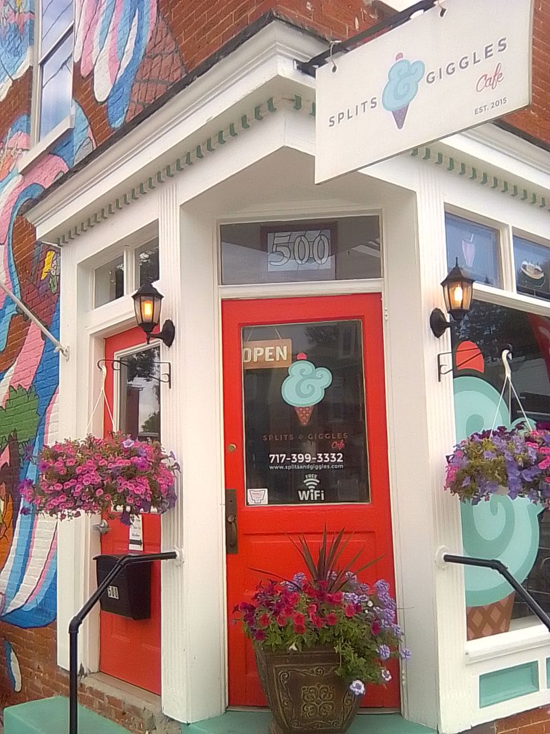 Where You Can Find This Sweet Lancaster Landmark Where You Can Find This Sweet Lancaster Landmark