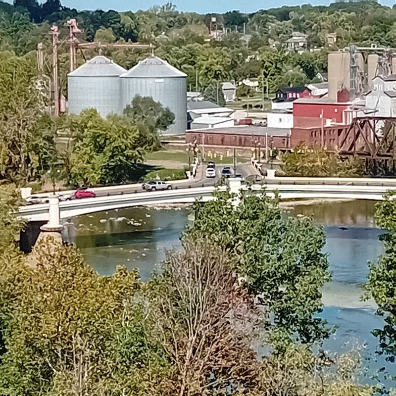 Where Zanesville Sits and Why the Bridge Exists at All Where Zanesville Sits and Why the Bridge Exists at All