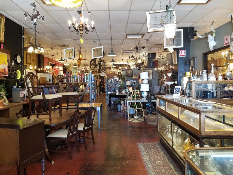 Where to Find Antique Avenue Market in Oklahoma City Where to Find Antique Avenue Market in Oklahoma City