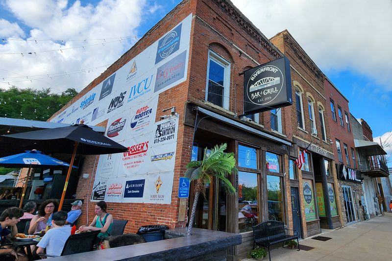 Where to Find Riverfront Bar and Grill in Peru Where to Find Riverfront Bar and Grill in Peru