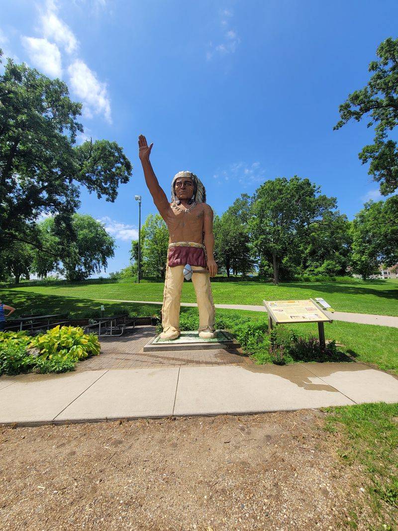 Where to Find the Statue and What to Expect Where to Find the Statue and What to Expect