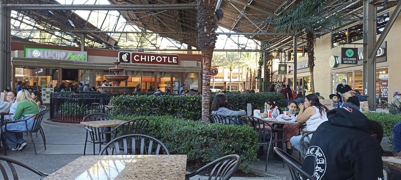 Where to Refuel Between Stores Where to Refuel Between Stores
