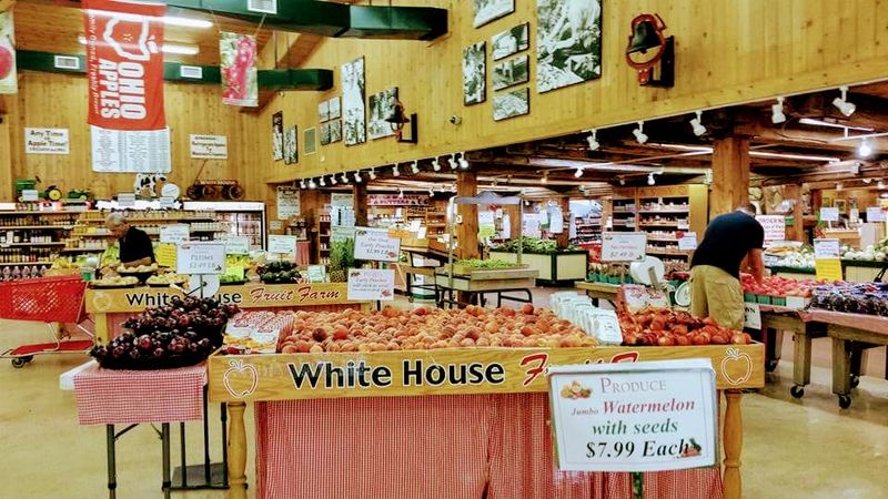 White House Fruit Farm Inc, Ohio, Canfield