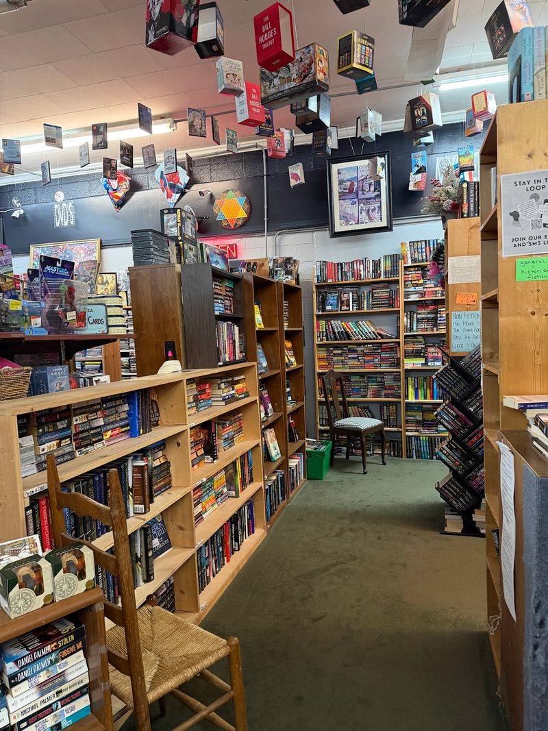 White Pine Books, White Pine, TN White Pine Books, White Pine, TN
