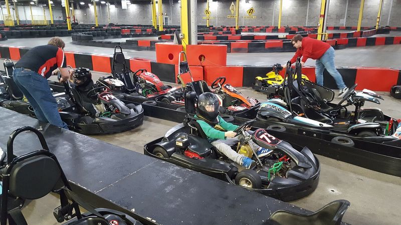 Who Full Throttle Is Built For and What the Atmosphere Feels Like