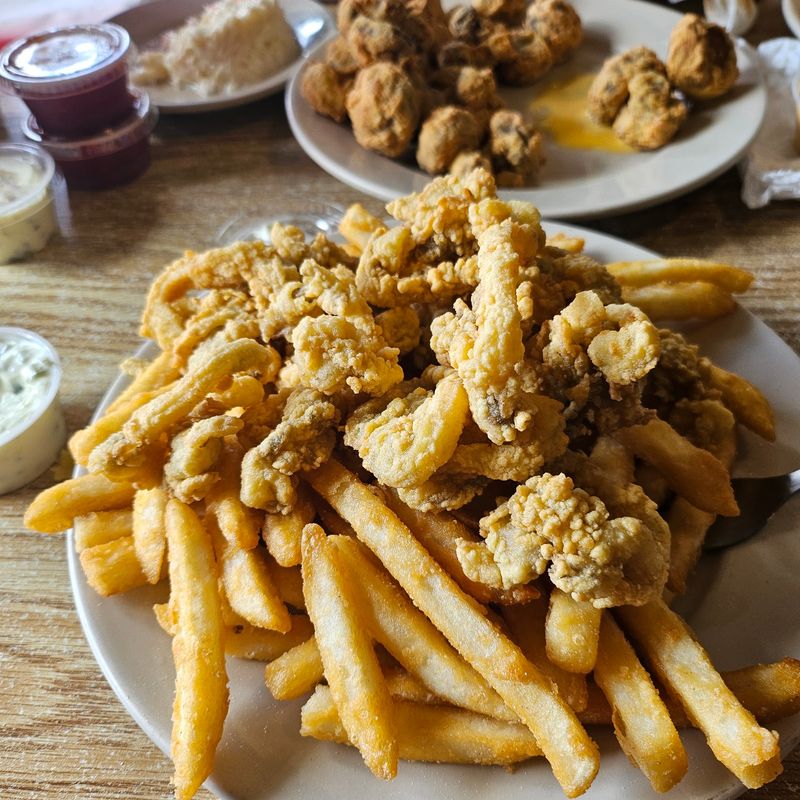 Whole Belly Clams, the Real Reason for the Drive Whole Belly Clams, the Real Reason for the Drive