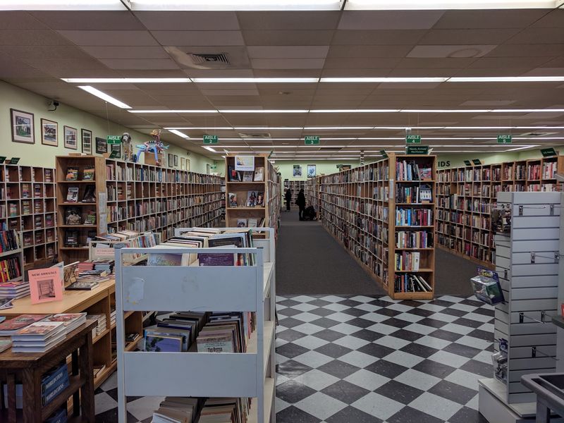 Why This Bookstore Earns a Spot on Your List Why This Bookstore Earns a Spot on Your List