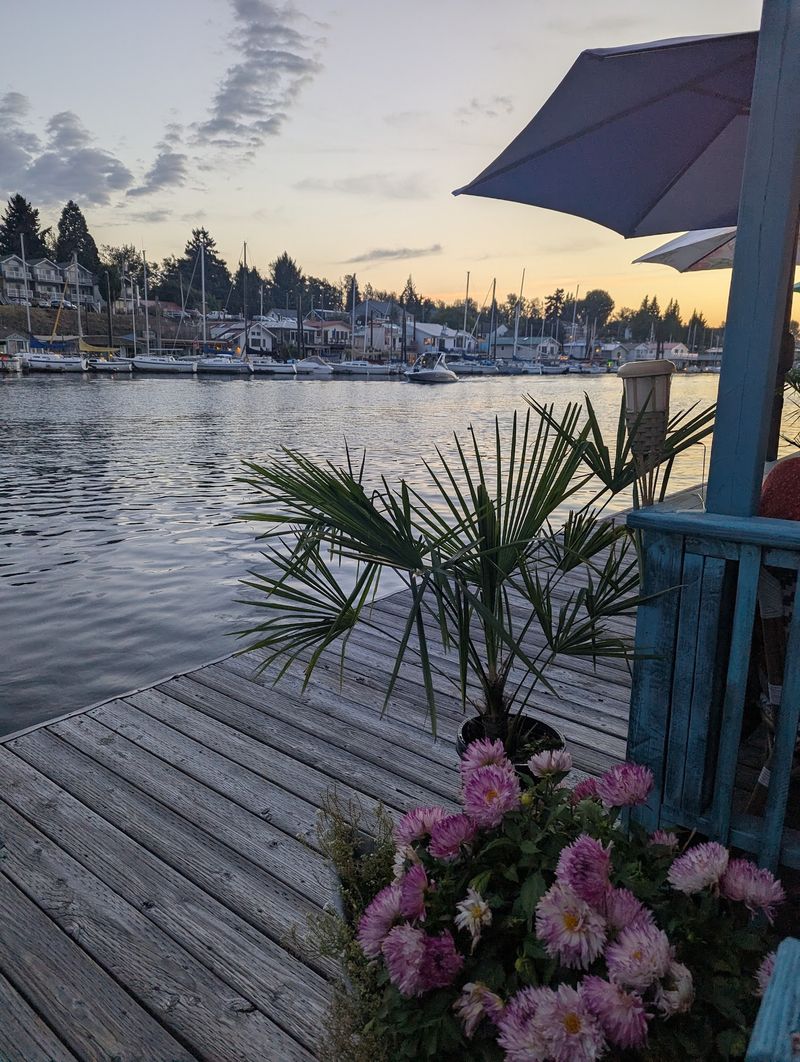 Why This Floating Hideaway Is Worth Finding Why This Floating Hideaway Is Worth Finding