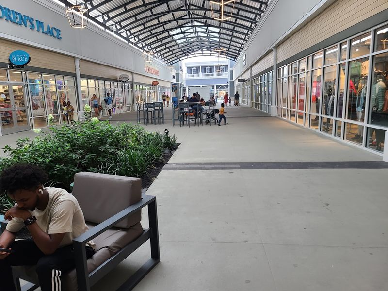 Why This Outlet Keeps Earning Return Visits Why This Outlet Keeps Earning Return Visits