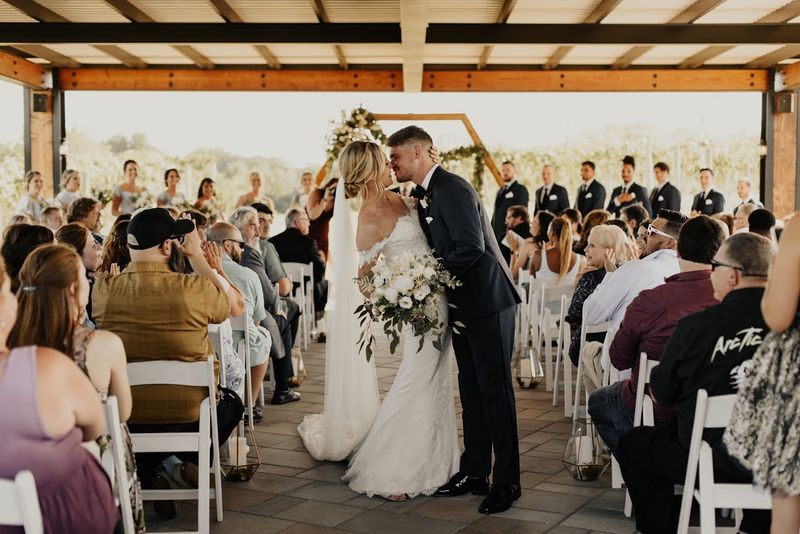Why This Place Works So Well as a Wedding Venue Why This Place Works So Well as a Wedding Venue