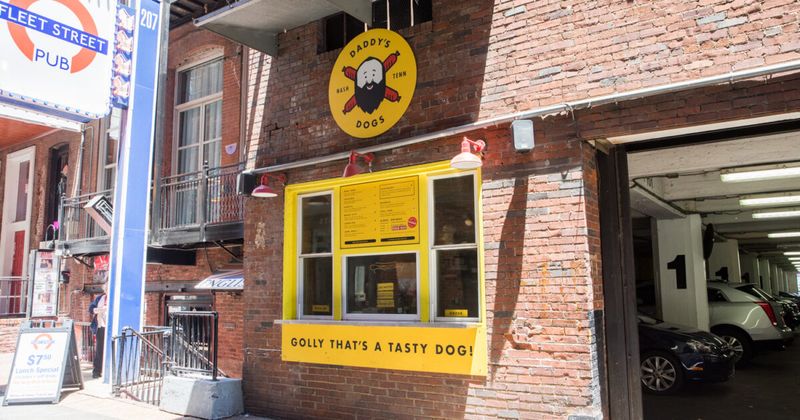 Why the Chicago Dog Wins Local Hearts Why the Chicago Dog Wins Local Hearts