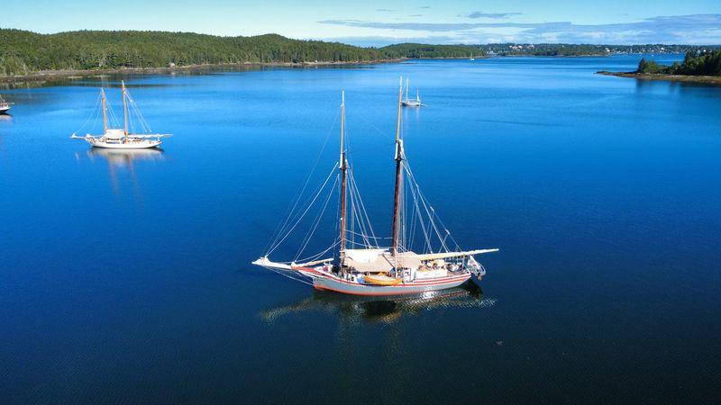 Windjammer Schooner Lewis R. French, Camden, Maine Windjammer Schooner Lewis R. French, Camden, Maine