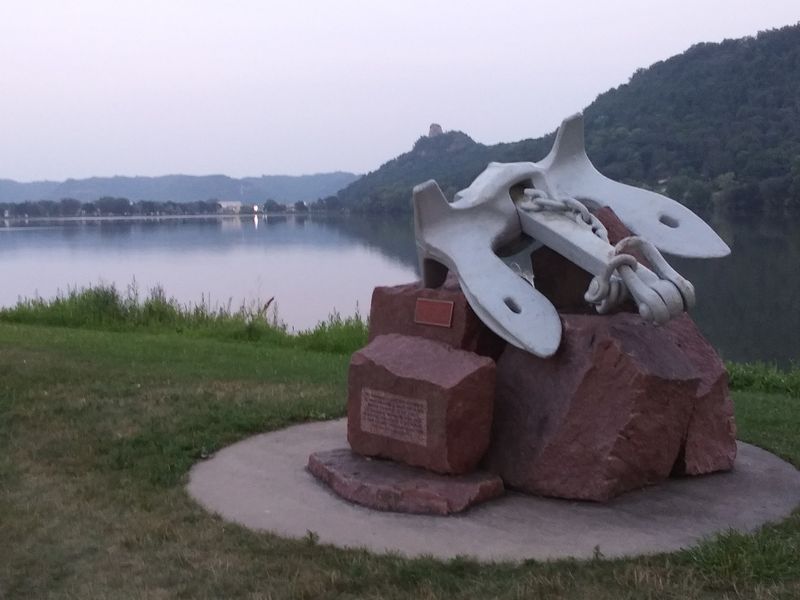 Winona Winona