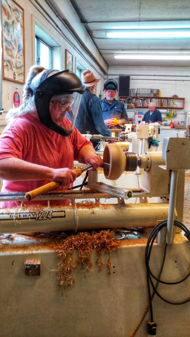 Woodworking With Tools And Guidance