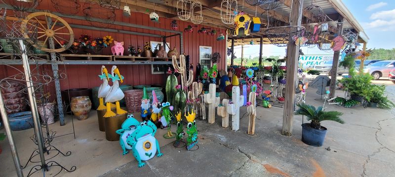 Yard Art And Green Thumbs Welcome Yard Art And Green Thumbs Welcome