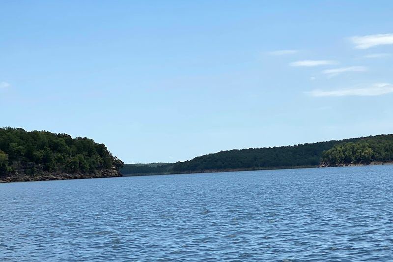 One of Oklahoma’s Clearest Lakes Has Blue Water So Coastal You’ll Forget You’re Landlocked