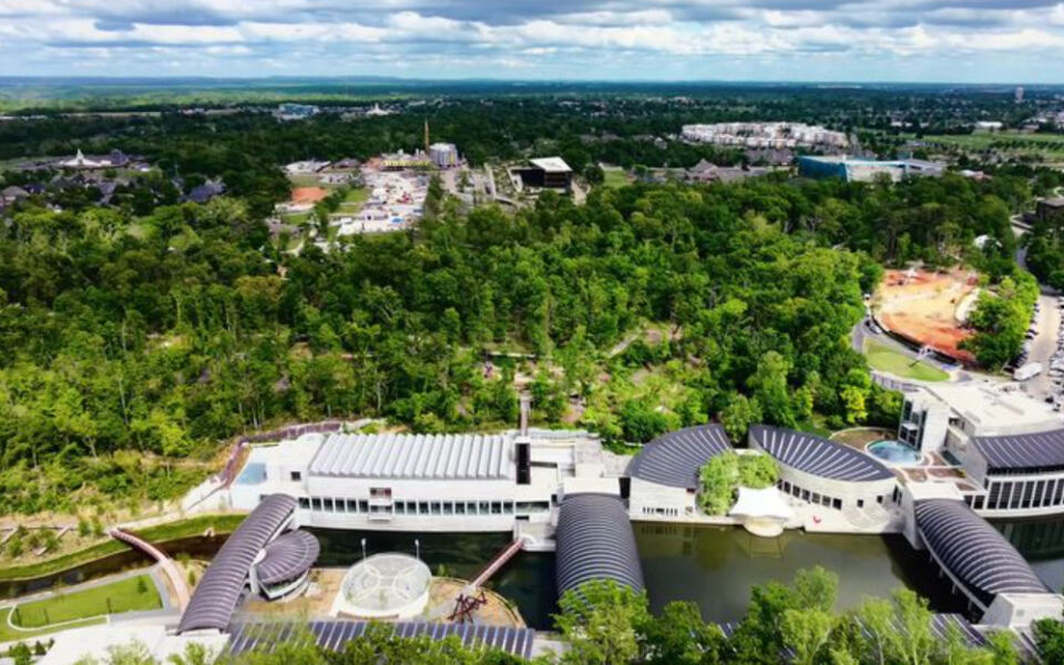 This World-Class Museum Houses Masterpieces of American Art in a Stunning Natural Setting