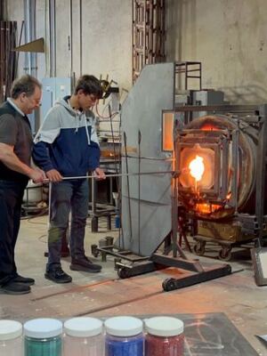 This Oklahoma City Glass Studio Lets Beginners Shape Molten Glass Into a Piece They Take Home
