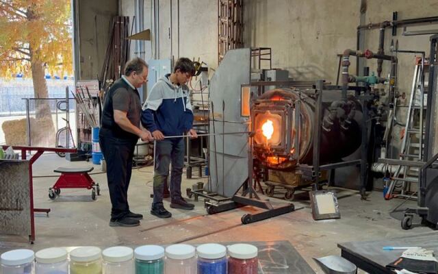 This Oklahoma City Glass Studio Lets Beginners Shape Molten Glass Into a Piece They Take Home