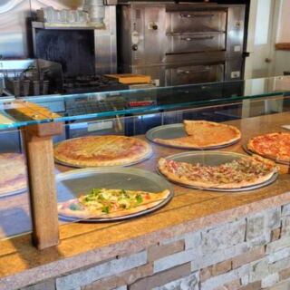 This Harrisburg Restaurant Keeps Things Casual With Pizza, Subs, and Familiar Italian Favorites