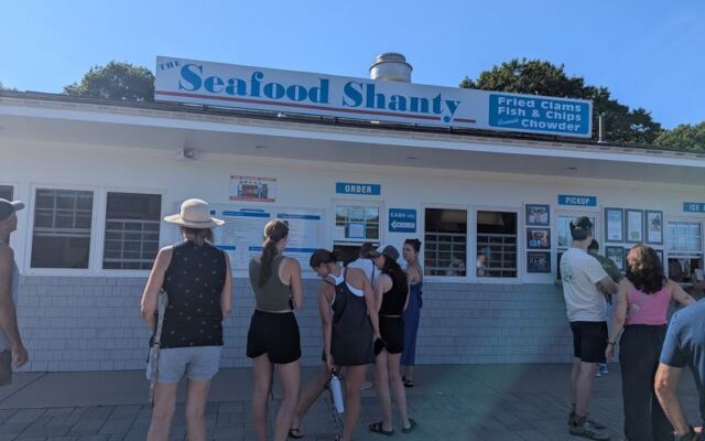 This Cash-Only Massachusetts Seafood Shack Is a Local Legend for Its Whole-Belly Fried Clams