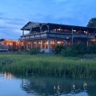 Palmetto Moon? No – Bowens Island Restaurant Near Charleston Shovels Roasted Oysters Straight Onto Your Table