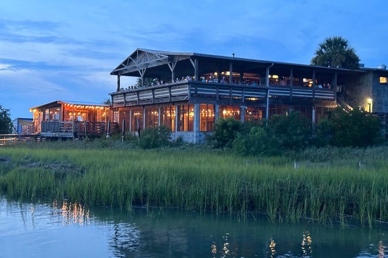 Palmetto Moon? No – Bowens Island Restaurant Near Charleston Shovels Roasted Oysters Straight Onto Your Table