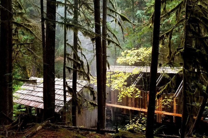 This Oregon Hot Spring Lets You Soak in 100-Degree Cedar Tubs While Snow Falls Around You