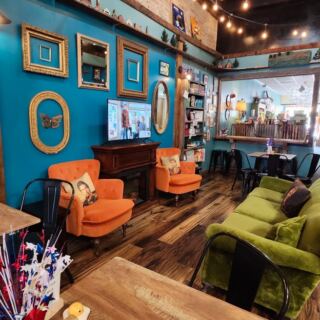 Grab a Coffee and Wander These 8 Tennessee Small Towns Made for Exploring on Foot
