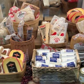This Tennessee Italian Market Stocks Olive Oils And Cheeses, Plus Frozen Pizza Straight From Italy